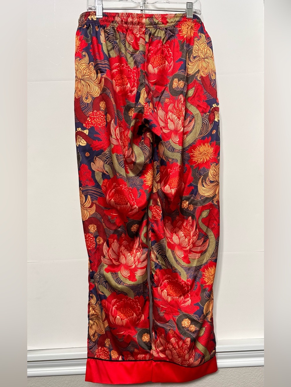 Aria by Averie Two-Piece Red Snake Print Satin Pajama Set Long Pants - Small - Picture 7 of 10